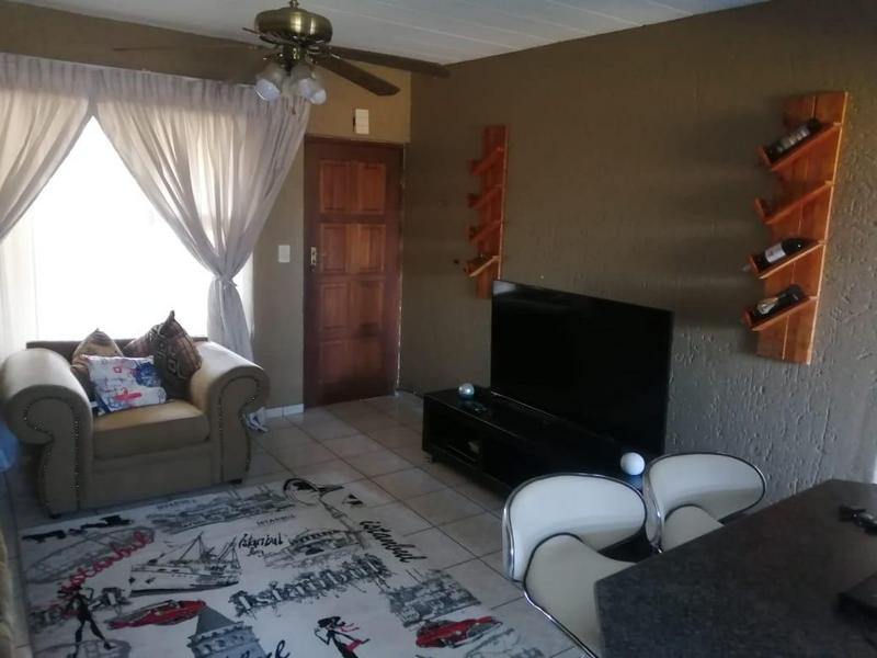 To Let 2 Bedroom Property for Rent in Vaalpark Free State